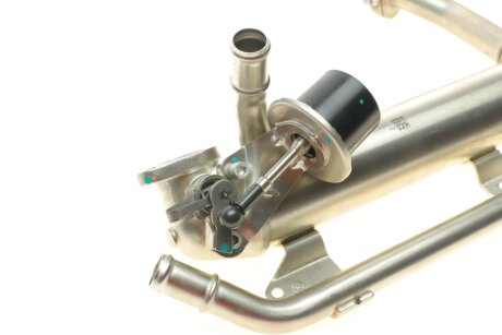 Радиатор рециркуляции hitachi 138456