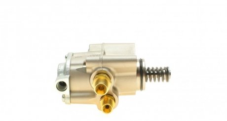 Насос топливный hitachi 133087