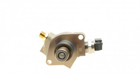 Насос топливный hitachi 133088