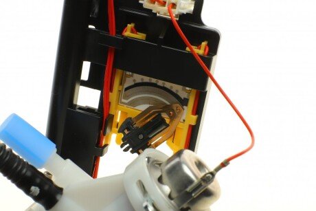 Насос топливный hitachi 133244