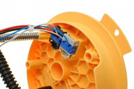 Насос топливный hitachi 133248