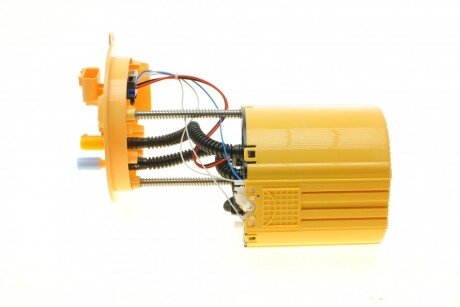 Насос топливный hitachi 133248