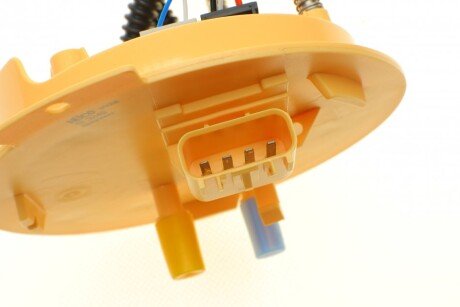 Насос топливный hitachi 133248