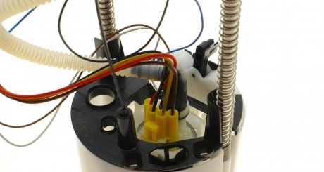 Насос топливный hitachi 133282