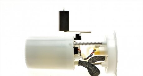 Насос топливный hitachi 133390