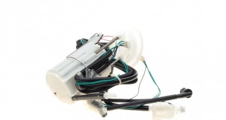 Насос топливный hitachi 133453