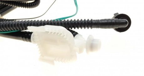 Насос топливный hitachi 133453