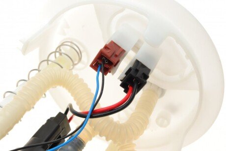 Насос топливный hitachi 133475