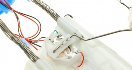 Насос топливный hitachi 133529