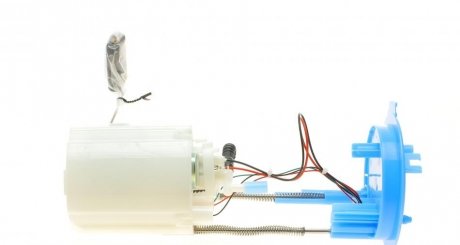 Насос топливный hitachi 133529