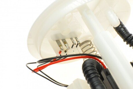 Насос топливный hitachi 133557