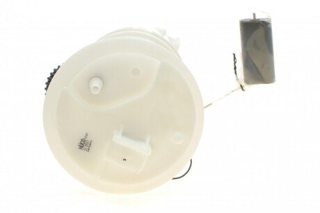 Насос топливный hitachi 133557