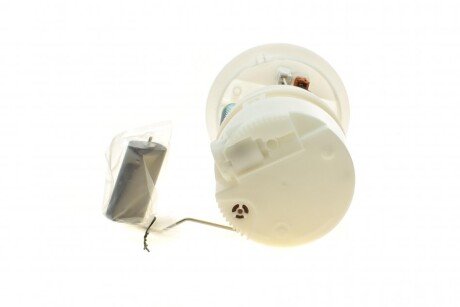 Насос топливный hitachi 133562