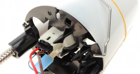 Насос топливный hitachi 133564