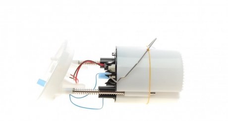 Насос топливный hitachi 133564