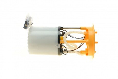 Насос топливный hitachi 133566