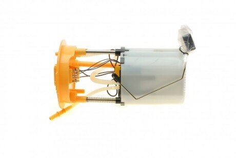 Насос топливный hitachi 133566