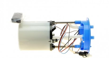 Насос топливный hitachi 133583