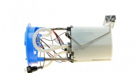 Насос топливный hitachi 133583