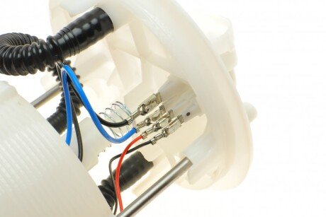 Насос топливный hitachi 133587