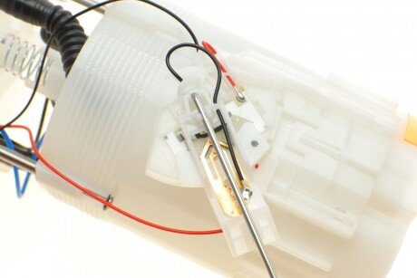 Насос топливный hitachi 133587