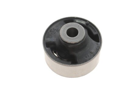 Сайлентблок переднього важеля honda 51391SEA004