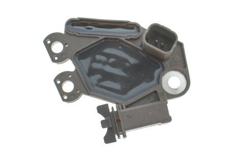 Реле-регулятор напряжения генератора hs cargo F032232962 на Митсубиси Спейс стар