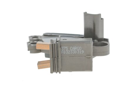 Реле-регулятор напруги генератора hs cargo F032330319