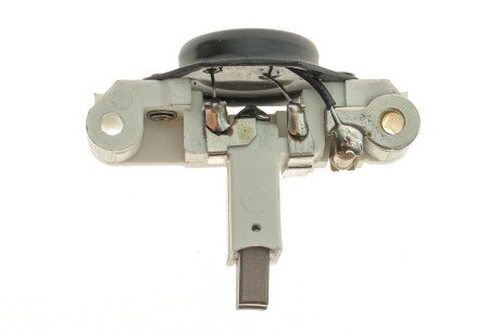 Реле-регулятор напруги генератора hs cargo F032134761