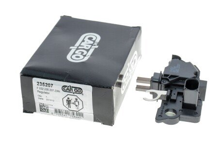 Реле-регулятор напруги генератора hs cargo F032235207