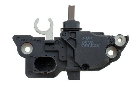 Реле-регулятор напряжения генератора hs cargo F032235207 на MINI MINI