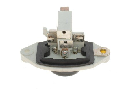 Реле-регулятор напруги hs cargo F032132903