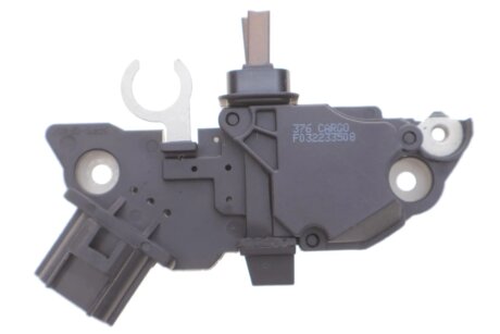 Реле-регулятор напряжения генератора hs cargo F032233508 на Форд Транзит 5