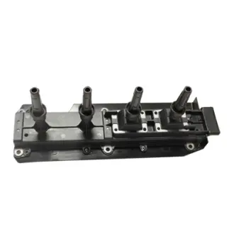CITROEN Катушка зажигания Xsara,ZX,Peugeot 306,406 1.8/2.0 94- HUCO 133821