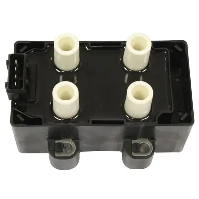RENAULT Катушка зажигания Clio,Kangoo,Laguna,Megane,Volvo 1.1/2.3 96- HUCO 138765