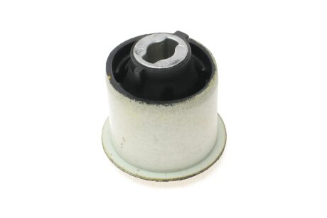 Сайлентблок балки hutchinson 590382