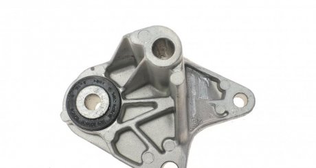 Подушка (опора) двигателя hutchinson 532A79