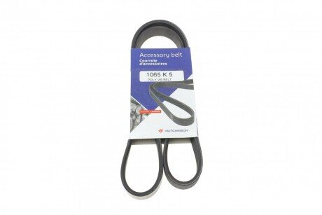 Приводной ремень генератора hutchinson 1065K5 на Митсубиси Colt