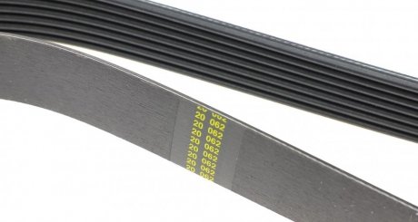 Привідний ремінь генератора hutchinson 2682K7