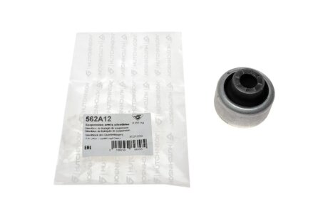 Сайлентблок переднего рычага hutchinson 562A12 на Ситроен Джампи