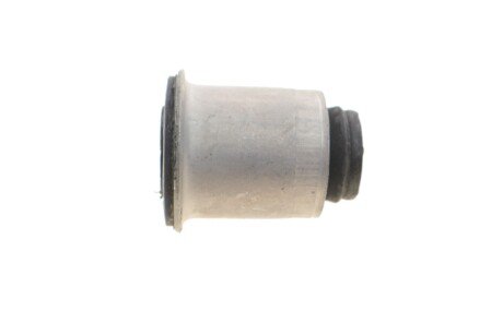 Сайлентблок переднего рычага hutchinson 590153