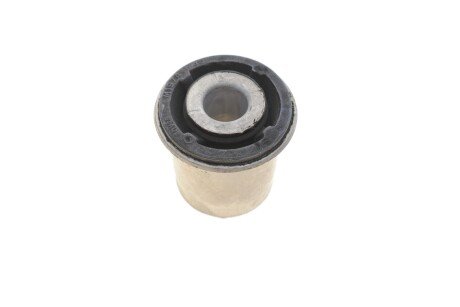 Сайлентблок переднего рычага hutchinson 590153