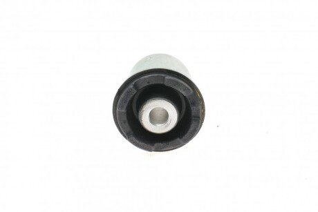 Сайлентблок переднього важеля hutchinson 590388