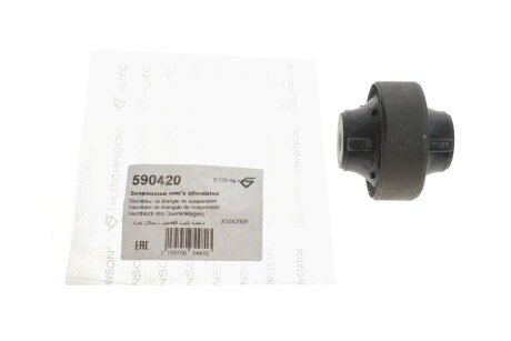 Сайлентблок переднього важеля hutchinson 590420