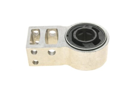 Сайлентблок переднього важеля hutchinson 590581