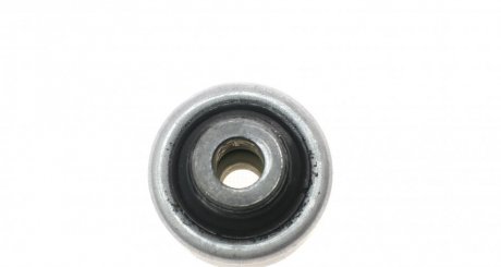 Сайлентблок переднього важеля hutchinson 562135