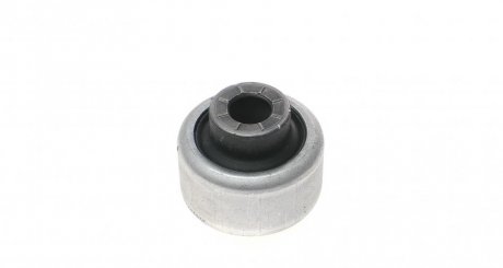 Сайлентблок переднего рычага hutchinson 562A12