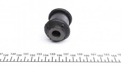Сайлентблок переднього важеля hutchinson 590234