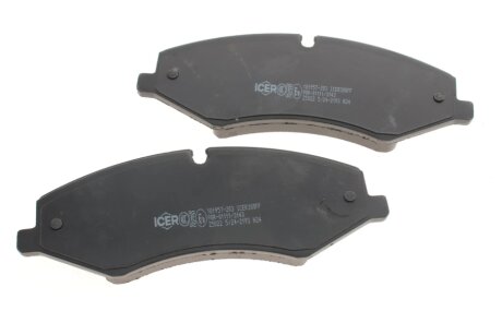Передние тормозные колодки icer 181957203