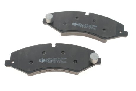 Передние тормозные колодки icer 181957203